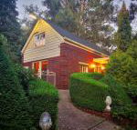 Tyneside Gatehouse - Tourism Canberra