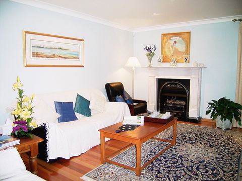 Lavender House B&B - Tourism Canberra 3