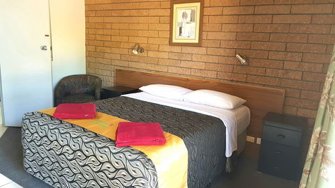 Eldorado Motor Inn - Tourism Canberra 5