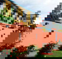 Cedar Lodge Motel Townsville - Tourism Canberra