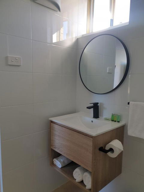 Sandpiper Motel Ulladulla - Tourism Canberra 3