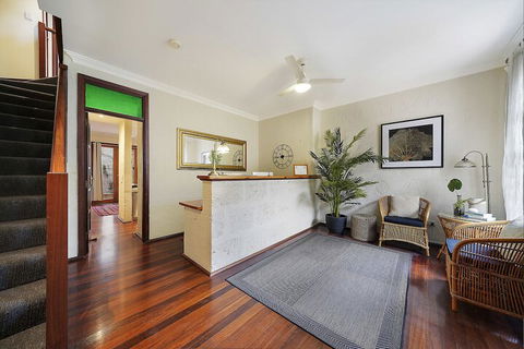 Port Mill Bed And Breakfast - Tourism Canberra 2