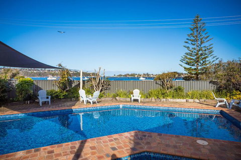 Penguin Mews Merimbula - Tourism Canberra 3