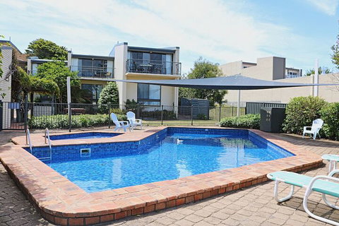 Penguin Mews Merimbula - Tourism Canberra 4
