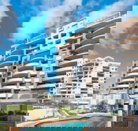 The Oasis Apartments - Tourism Canberra