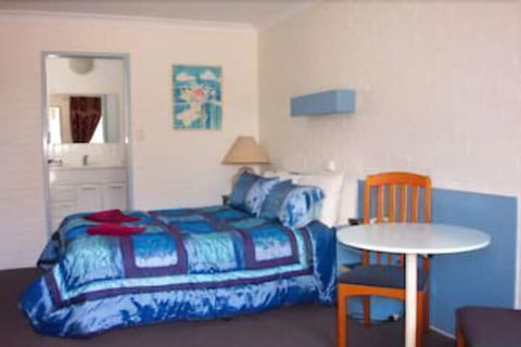 Colonial Inn Tamworth - Tourism Canberra 6
