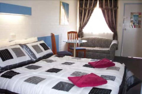 Colonial Inn Tamworth - Tourism Canberra 2