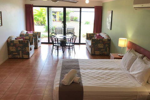 Coral Cove Resort - Tourism Canberra 5