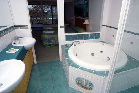Coral Cove Resort - Tourism Canberra 4
