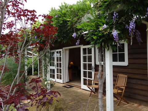 Big Brook Cottages - Tourism Canberra 0