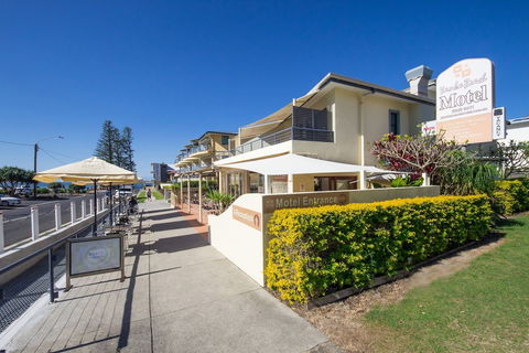 Yamba Beach Motel - Tourism Canberra 3