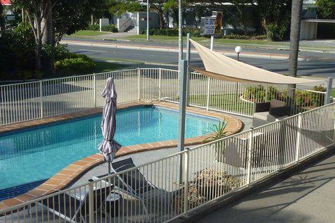 Jadran Motel & El Jays Holiday Lodge - Tourism Canberra 3