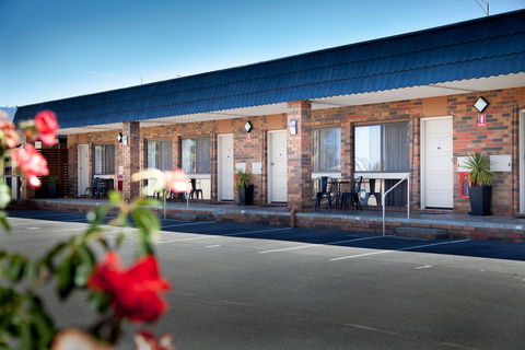 Junction Motel Maryborough - Tourism Canberra 3