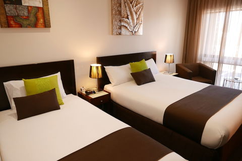 Junction Motel Maryborough - Tourism Canberra 5