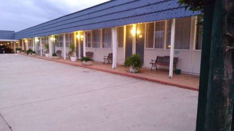 City Park Motel & Apartments - Tourism Canberra 1