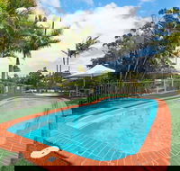 Moby Dick Waterfront Resort Motel - Tourism Canberra