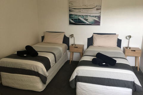 Crown Apartments - Tourism Canberra 7