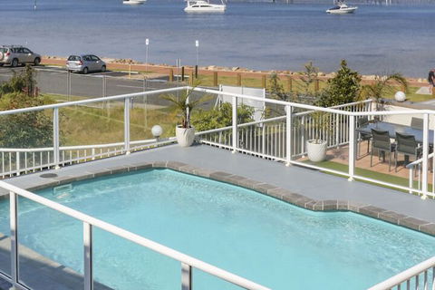 Crown Apartments - Tourism Canberra 2