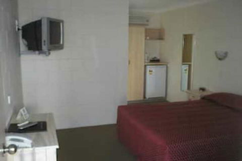 Nambour Lodge Motel - Tourism Canberra 6