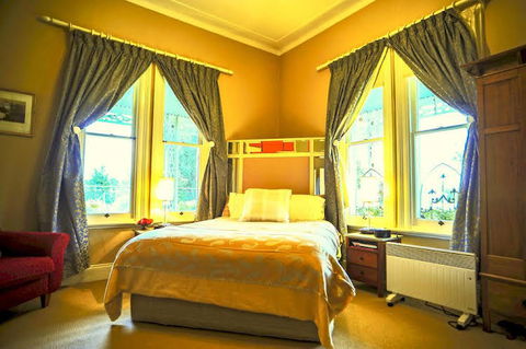 Cromwell House - Tourism Canberra 2