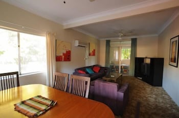Amber Court Motel, Coonabarabran - Tourism Canberra 0