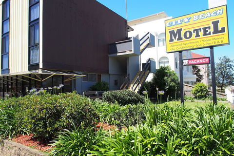 City Beach Motel - Tourism Canberra 1