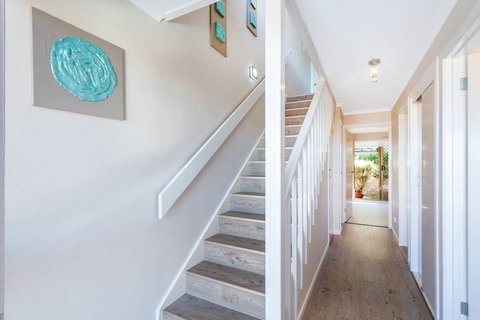 Panoramic Townhouses By Lisa - Tourism Canberra 6