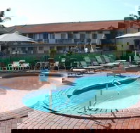 Aquarius Resort Holiday Apartments - Tourism Canberra