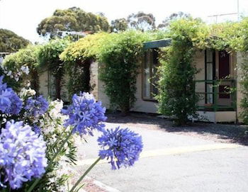 West City Motel - Tourism Canberra 6
