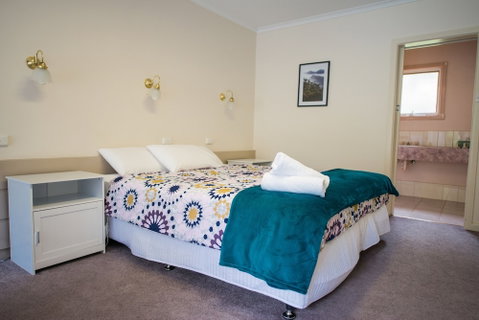 Gariwerd Motel - Tourism Canberra 3
