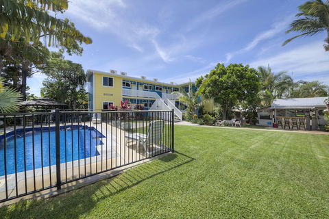 Coral Inn Boutique Hotel - Tourism Canberra 5