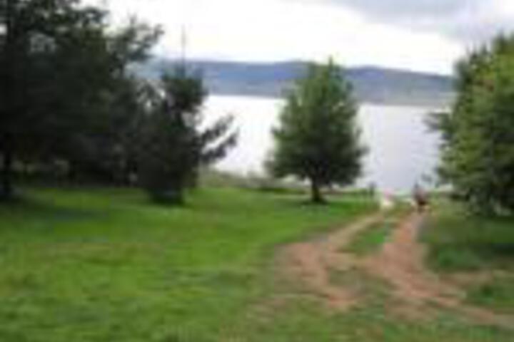 Jindabyne NSW Tourism Canberra