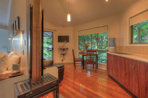 Montville Grove - Tourism Canberra 4