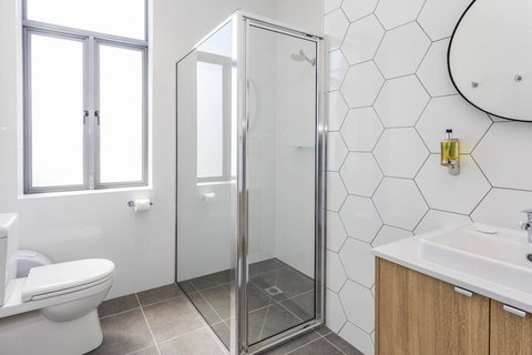 Cache Accommodation - Tourism Canberra 5