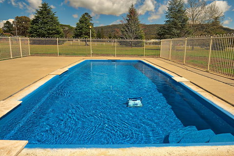 Bushmans Motor Inn - Tourism Canberra 4