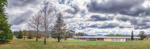 Bushmans Motor Inn - Tourism Canberra 3