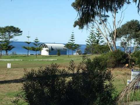 Blue Waters Four - Tourism Canberra 1