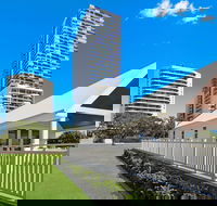 Palmerston Tower Holiday Apartments - Tourism Canberra