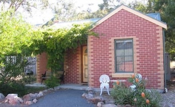 Heatherlie Cottages Halls Gap - Tourism Canberra 1