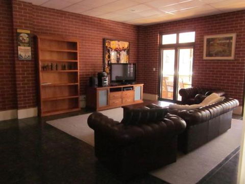 Holiday On Mostyn - Tourism Canberra 3