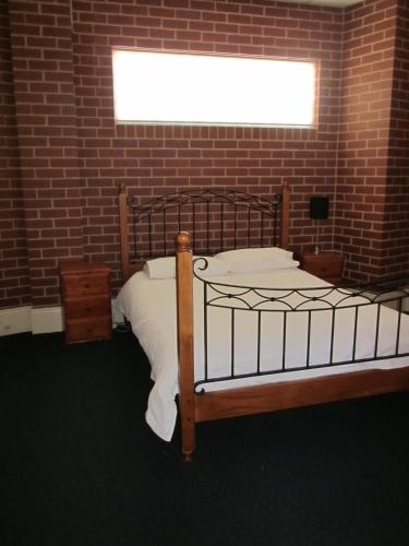 Holiday On Mostyn - Tourism Canberra 2
