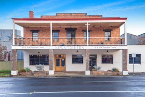 Northern Arts Hotel - Tourism Canberra 0