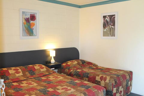 Nanango Antler Motel - Tourism Canberra 4