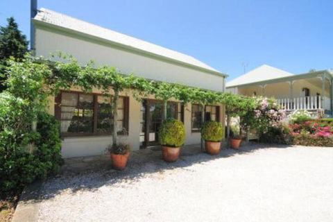 Daisy Cottage - Tourism Canberra 0