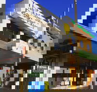 The Entrance Backpackers - Hostel - Tourism Canberra
