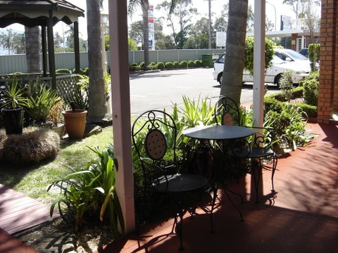 Avaleen Lodge Motor Inn - Tourism Canberra 0