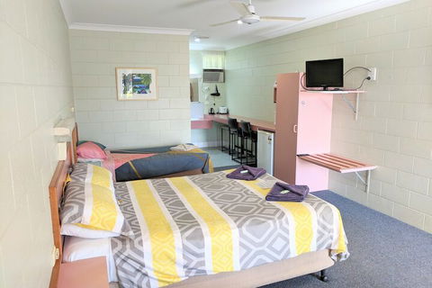 Yungaburra Park Motel - Tourism Canberra 7