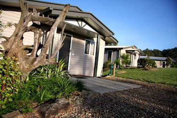 Yabbaloumba Retreat - Tourism Canberra 3