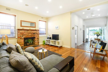 BOUTIQUE STAYS - Clifton Park - Tourism Canberra 0