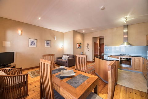 Rialto Apartments - Tourism Canberra 4